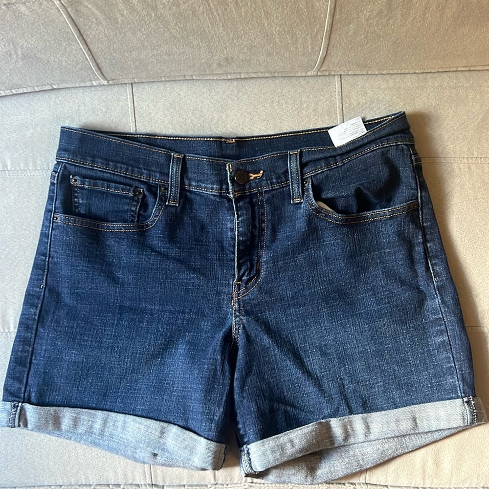 Levi jean shorts